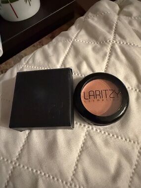 Laritzy Cosmetics Cream Highlighter/Cream Illuminateur (NEW)
